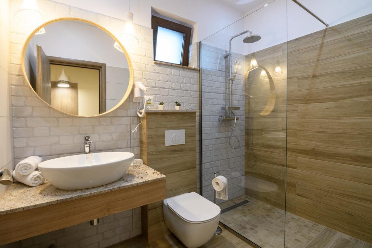 Amethyst Bed and Breakfast Sovata Buitenkant foto